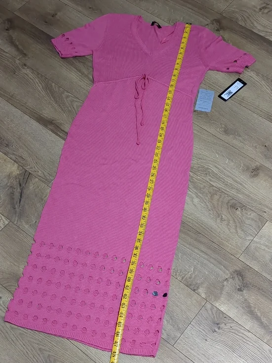 BEBE Tie Front Cutout Crochet Midi Dress  Fuchsia Women's Size Small NWT - Picture 8 of 11
